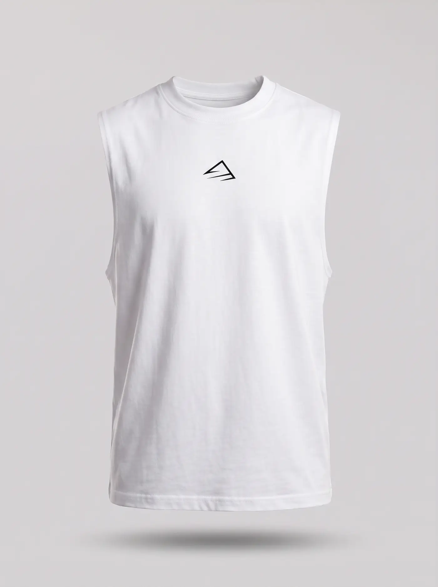 Tank Be Better Than Yesterday en blanco, vista frontal sobre fondo gris claro